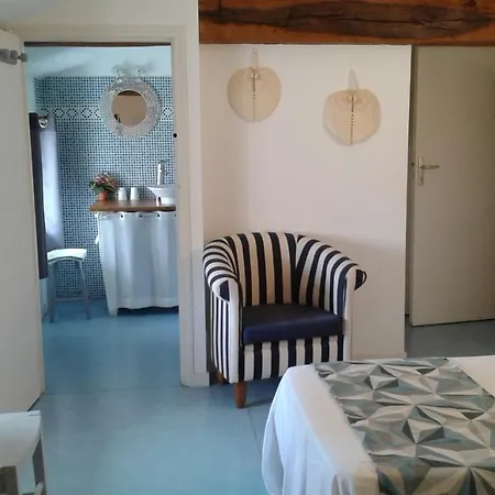 D'hotes Proche Puy Du Fou Bed & Breakfast Le Pin (Deux-Sevres)