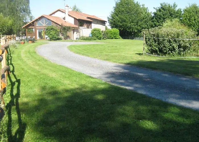 D'hotes Proche Puy Du Fou Le Pin (Deux-Sevres)