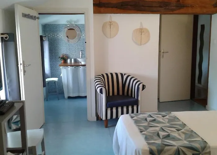 D'hotes Proche Puy Du Fou Bed & Breakfast Le Pin (Deux-Sevres)